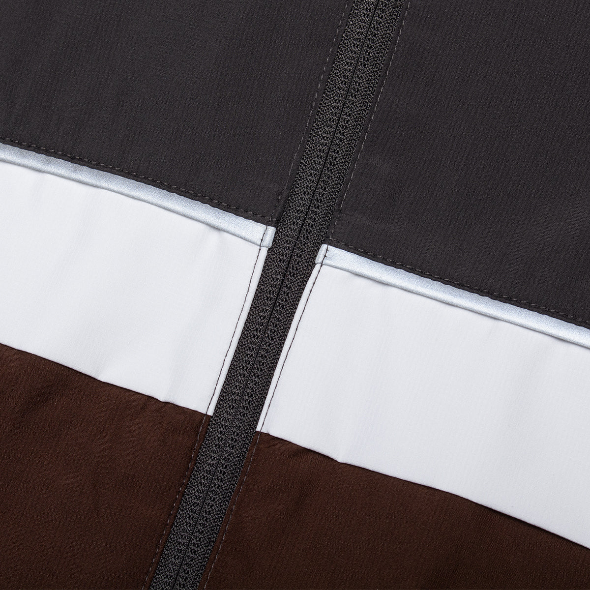 New Balance Numeric - Archive Jacket
Style # MJ61W4XC-ABR
Color : Faded Black