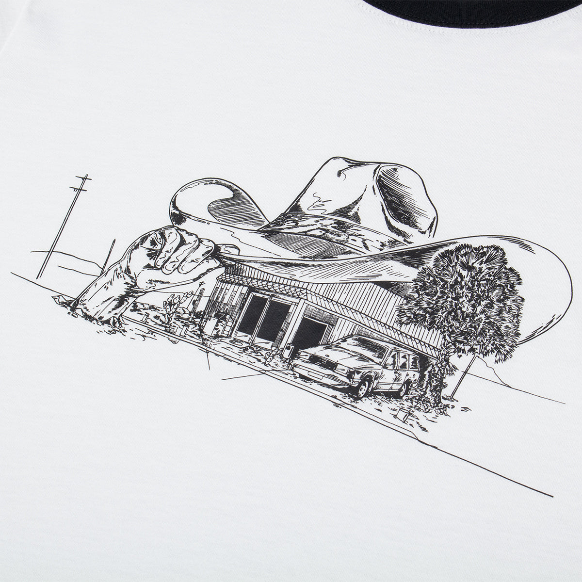 Nike SB - Roadside Ringer T-Shirt
Style # IF0434-100
Color : White / Black