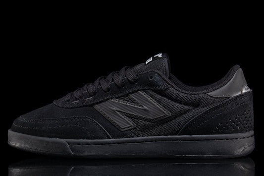 New Balance Numeric - 440 Low V2
Style # UN440BVU
Color : Black / Black