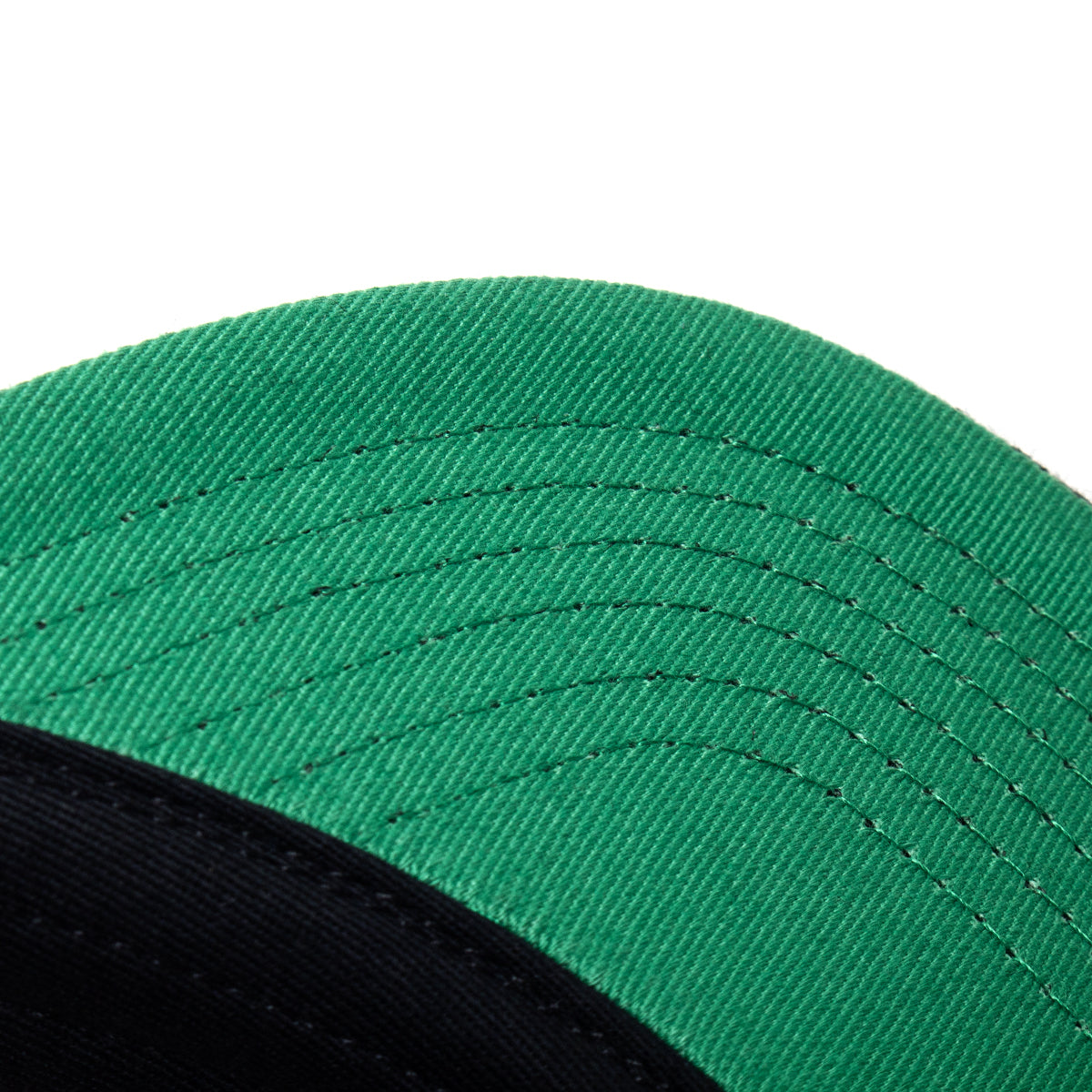 Spitfire - Team Flame Hat
Color : Black / White