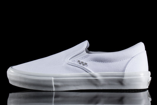 Vans Skate Slip-On Style # VN0A5FCAW001 Color : True White