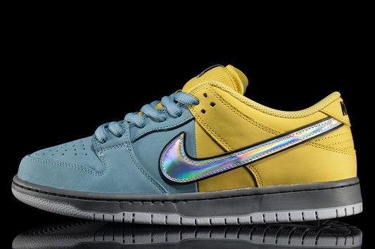 Nike SB - Dunk Low Pro
Style # IR1888-700
Color : Lightning / Wolf Grey / Denim Turquoise