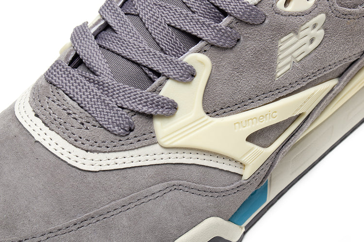 New Balance Numeric - 770
Style # UN770GRY
Color : Marblehead / Island Blue