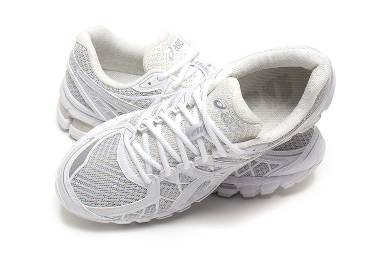 Asics - Gel-Kayano 20
Style # 1203A388.028
Color : Glacier Grey / White