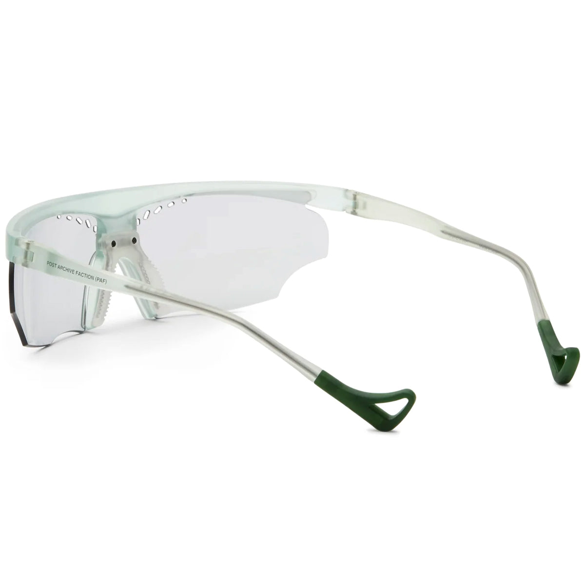District Vision - Koharu Eclipse x PAF
Style # DVG005-PAF
Color : Lichen / D+ Sports Gray