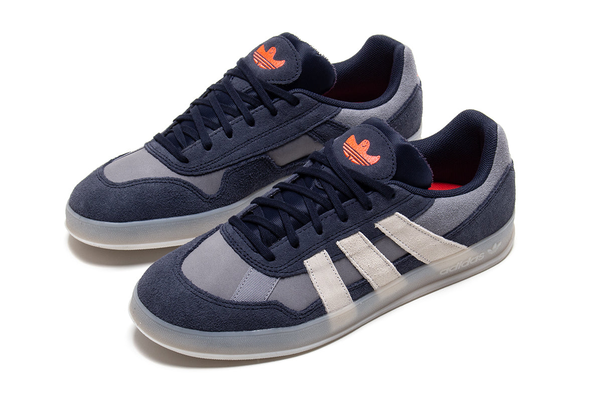 Adidas Skateboarding - Aloha Super
Style # KJ0280
Color : Legend Ink / Crystal White / Grey One