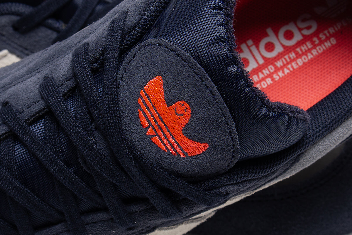 Adidas Skateboarding - Aloha Super
Style # KJ0280
Color : Legend Ink / Crystal White / Grey One
