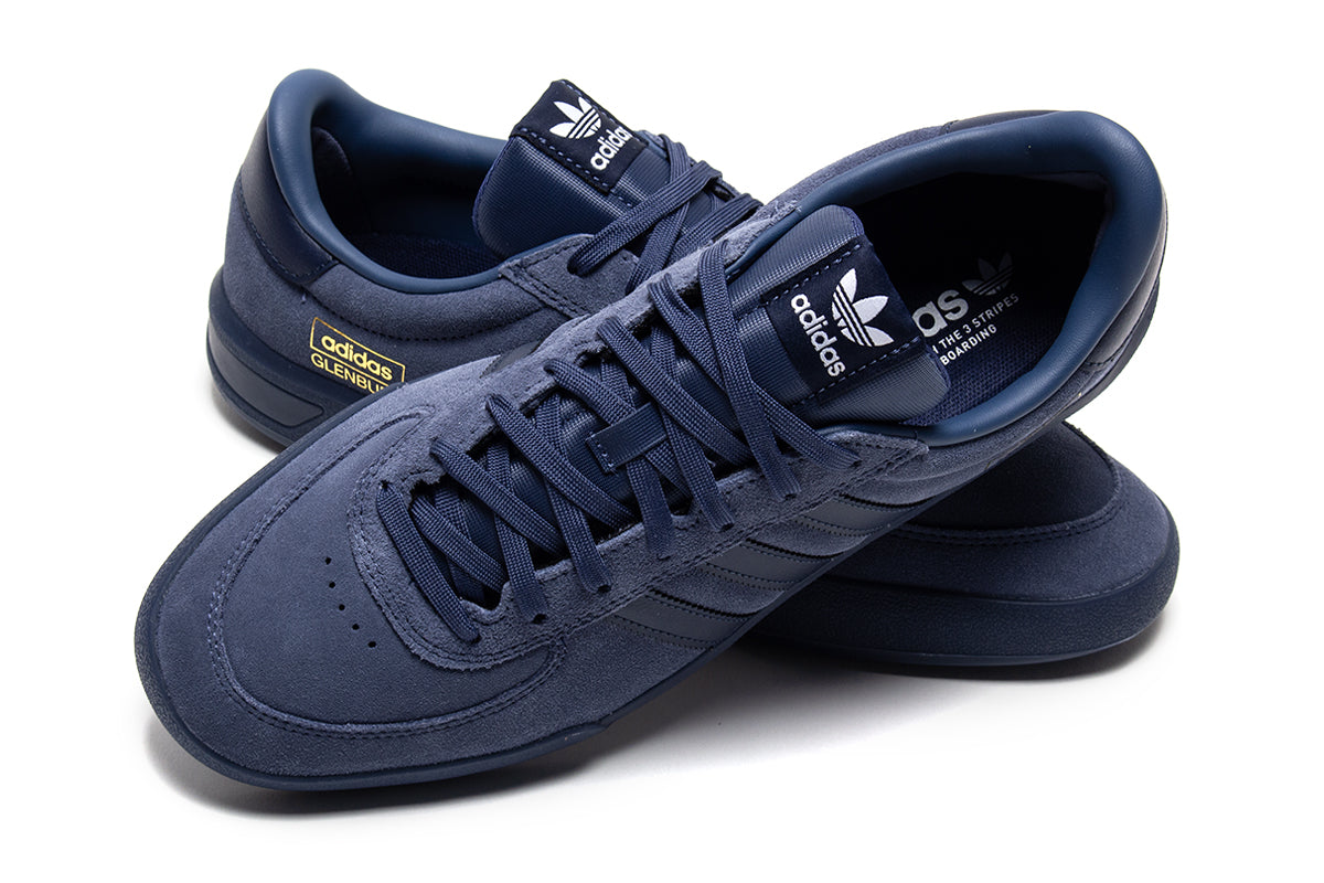 Adidas Skateboarding - Glenburn
Style # KJ5039
Color : Preloved Ink / Gold Metallic