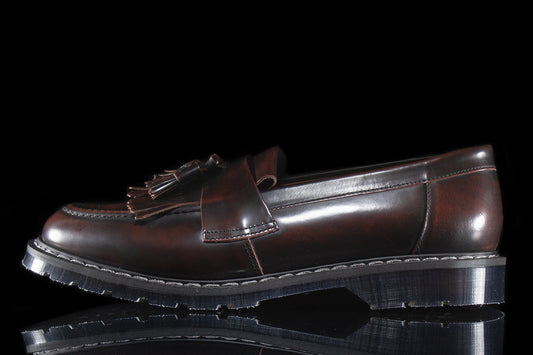 Solovair | Rub-Off Tassel Loafer Style # S0-1022-BUR-G-070 Color : Burgundy