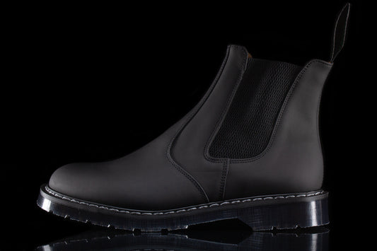 Solovair | Greasy Dealer Boot Style # S0-900-BG-G Color : Black