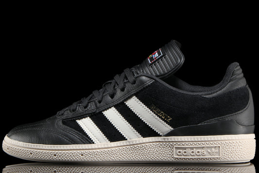 Adidas - Busenitz
Style # HQ4708
Color : Core Black / Cloud White