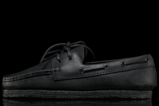 Clarks Originals - Godney Boat
Style # 26186541
Color : Black