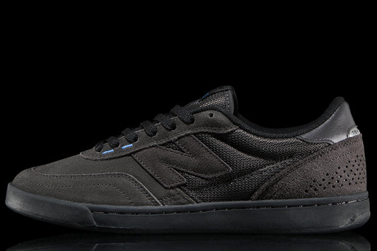 New Balance Numeric - 440 V2
Style # NM440WD2
Color : Black Cement / Black