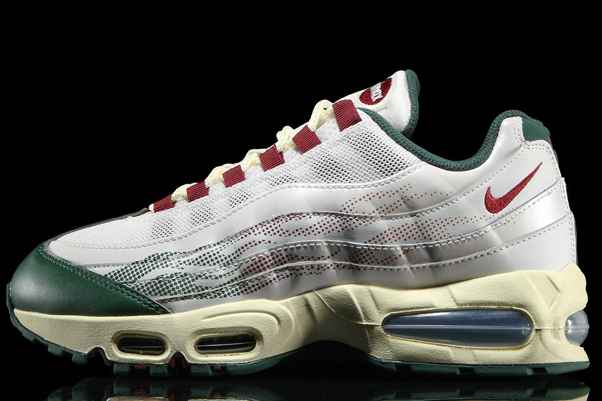 Nike - Air Max 95 Big Bubble SE
Style # IR5900-030
Color : Phantom / Team Red Fir / Alabaster