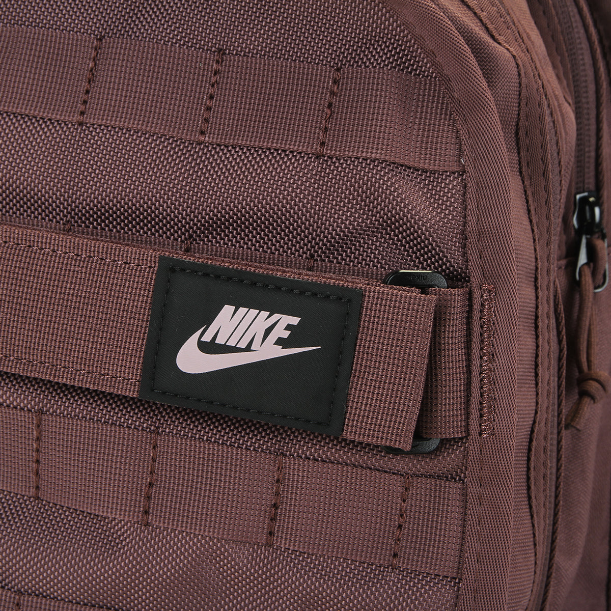 Nike - RPM Backpack 2.0
Style # FD7544-502
Color : Tattoo / Black / LT Violet Ore