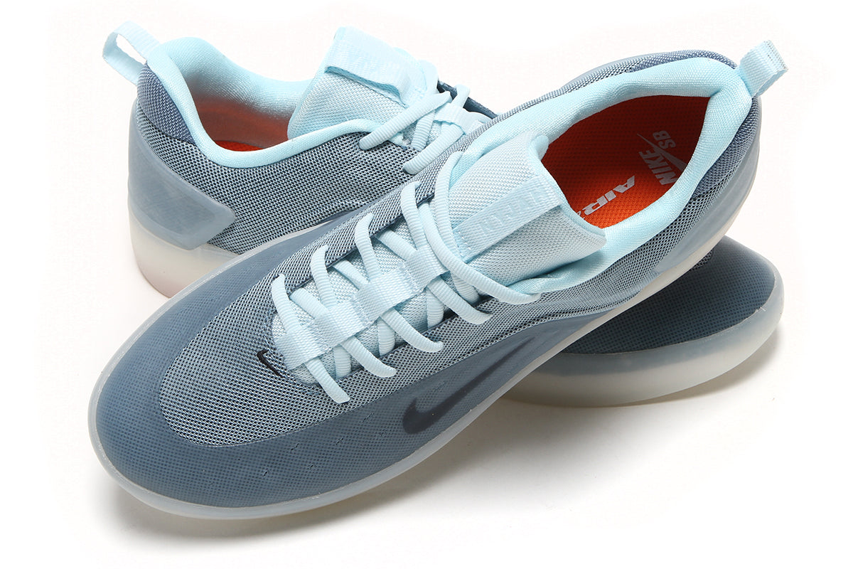 Nike SB - Zoom Nyjah 4
Style # FQ1273-400
Color : Glacier Blue / Black / Smokey Blue / Sail